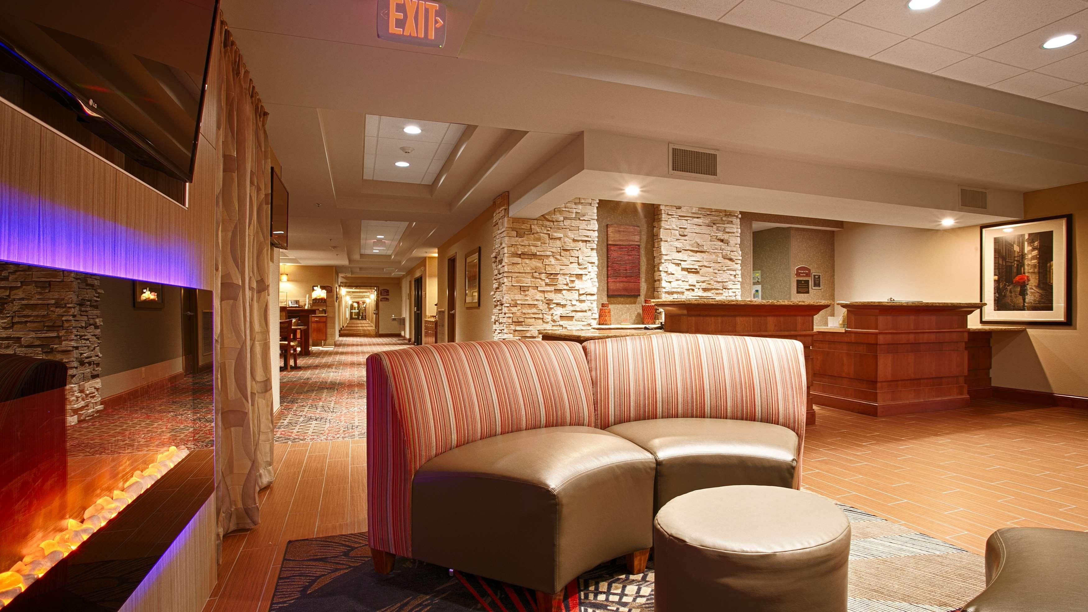 Best Western Plus Willmar Экстерьер фото